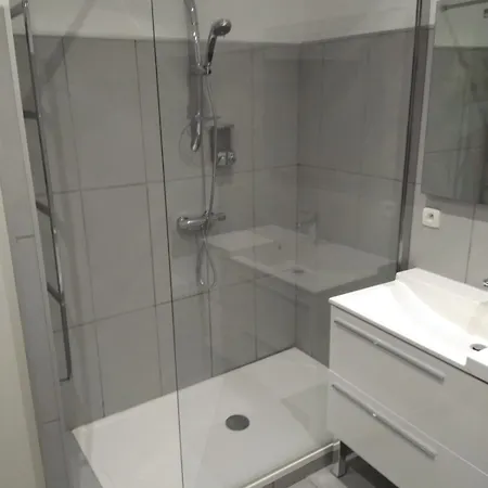 Appt F3 Sur Appartamento *